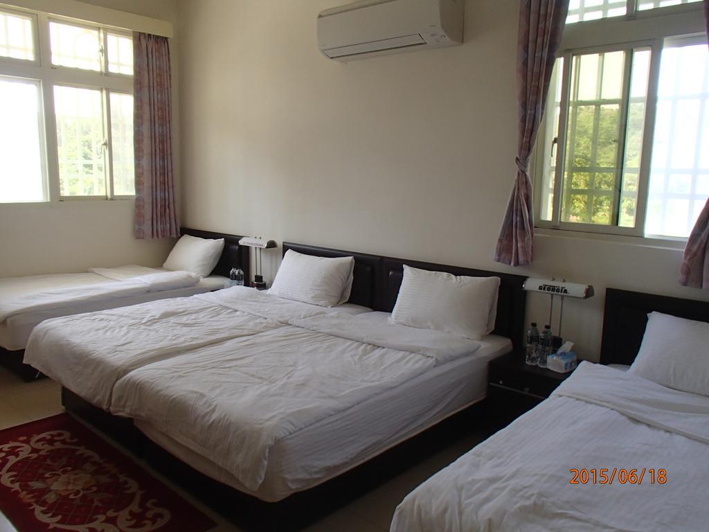 成功民宿 Km Bed And Breakfast Jinhu Chambre photo