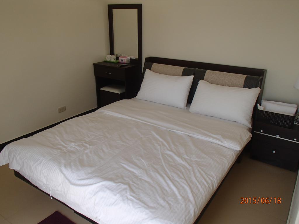 成功民宿 Km Bed And Breakfast Jinhu Chambre photo