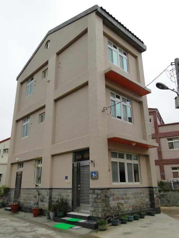 成功民宿 Km Bed And Breakfast Jinhu Extérieur photo